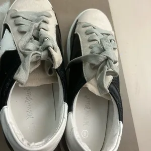 Nature Breeze Cream and Black Lace-Up Sneakers 8. Light peeling thumbnail 7