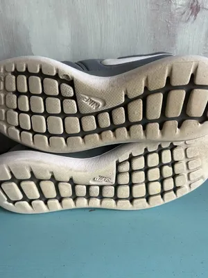 Nike Roshe Two GS Youth Size 5 Women's Size 6.5 Lifestyle Sneakers thumbnail 8