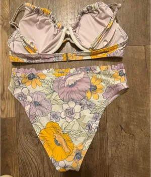 Cupshe High Waisted Bikini thumbnail 2