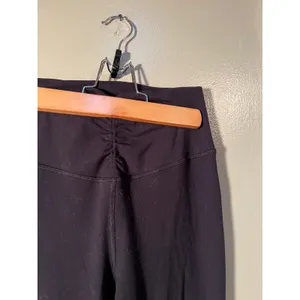 Yogalicious Women's Size Small Scrunch Front High Waist Flared Legging Black thumbnail 8