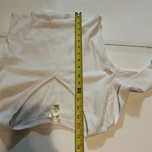 Bozzolo White Cropped Tight Fitting Long Sleeve V Neck Y2K thumbnail 6