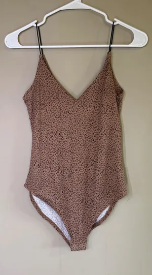 Gaze Womens XS Leopard Print Bodysuit Tan Black V-Neck Spaghetti Strap thumbnail 1