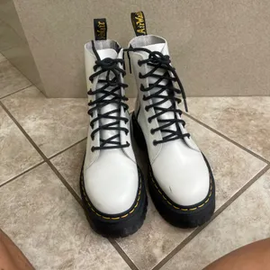 Dr Martens‎ Jadon White Leather Platform Combat Boots Side Zip 8-Eye US 7 lady thumbnail 2