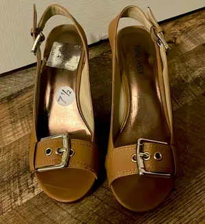 Gently Worn Nine West Platform Wedges- 7 1/2 thumbnail 1