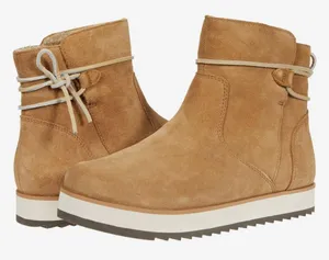 Merrell Juno Bluff Polar Waterproof Boots size 5.5 NEW CAMEL IN COLOR thumbnail 1