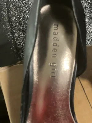 Womens sz8 heels thumbnail 4