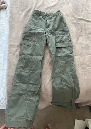 Abercrombie Cargo Pants thumbnail 1