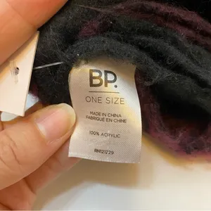 BP Nordstrom NEW Brushed Fringe Scarf & Fingerless Gloves Set Burgundy/Black thumbnail 6