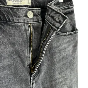 Abercrombie Fitch 90s‎ Straight Ultra High Rise Gray Wash Denim Jeans Size 2R 26 thumbnail 3