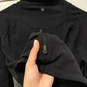 Lululemon Black Half Zip Pullover thumbnail 10