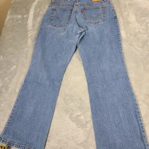 Vintage‎ Levi's 550 Jeans Womens 12 S Blue Classic Relaxed Bootcut Denim thumbnail 8