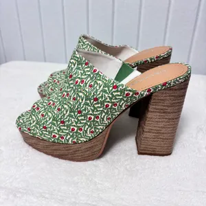 NWT Lisa Vicky Joy Green Botanical Print Platform Mule Clog Heels Size 9 thumbnail 2