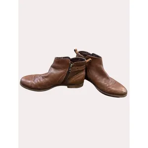 UGG Australia women’s leather brown boots size 8 SKU 6171 thumbnail 3