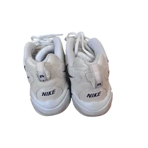 Vtg Nike Air Monarch Y2K 2002 White Navy Sz 10 W 303943-141 thumbnail 3