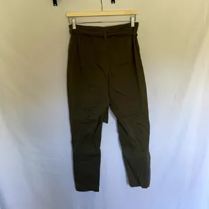 Lulus olive green paperbag pants women's size L trousers‎ pockets belted cotton thumbnail 5