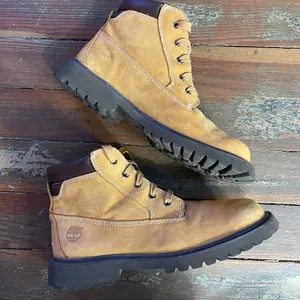 Timberland Women's Nellie Chukka Leather Ankle Boots in Wheat - Sz 8.5 🧡🎀 thumbnail 8