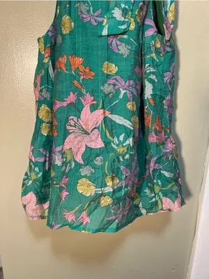 Avara Women's Size Small Sleeveless High Neck Blouse Green Floral Tie Neck Flowy thumbnail 3