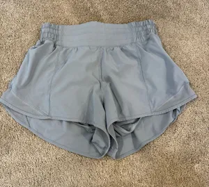 Lululemon Hot Hot Shorts thumbnail 1
