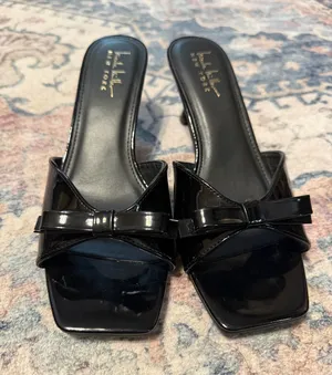 Black bow high heels Size 9.5 thumbnail 1