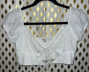 Garage cut out crop top white linen ruched size S thumbnail 1