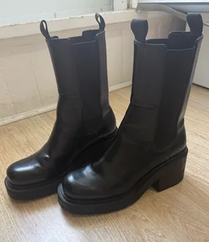 H&M Women’s Black Combat Boots Size 40/9 thumbnail 1