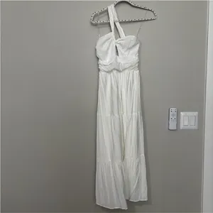 Petal & Pup VINNY ONE SHOULDER MAXI DRESS - WHITE Size Small thumbnail 2