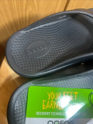 OOFOS Black Women's Sandals Size 7 thumbnail 5