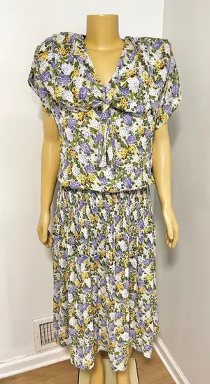 Leslie Fay Vintage Floral Pleated Midi Dress Purple Yellow Hydrangea Size 14 thumbnail 1