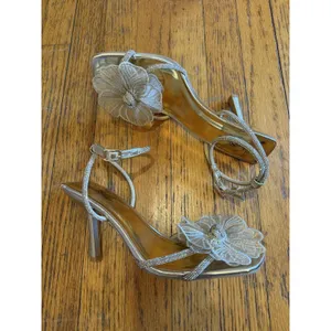 Silver Slipper Womens Floral Strappy Heel Sandal Sz 8.5 thumbnail 5