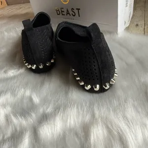 Beast Fashion Black Suede Perforated Studded Loafers NWB thumbnail 4