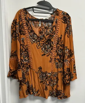 Floral Orange Women's Top Size L thumbnail 1
