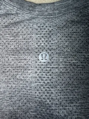 Lululemon Swiftly Tech Short Sleeve Shirt 2.0 Hip Length 8 thumbnail 5