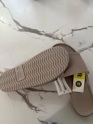 All In Motion Women’s Makenna Slide Sandals – Beige / Taupe Size 11 NWT thumbnail 3