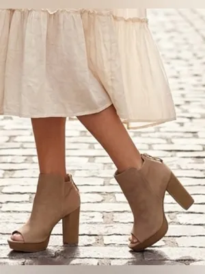 NIB! Stephen Ella back zipper, peekaboo toe, heeled booties size 9 thumbnail 1