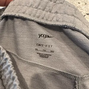 Nike Yoga Dri-Fit 7/8 Fleece Joggers thumbnail 6