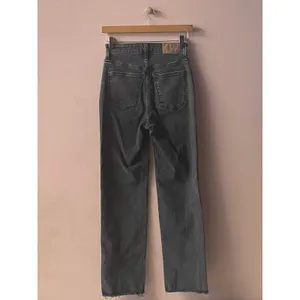 Madewell Black Wash Curvy Perfect Vintage Straight Jean Size 24 thumbnail 2