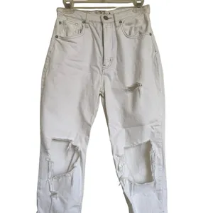Free People We The Free White Distressed Cropped‎ Ankle Jeans Straight Leg 27 thumbnail 2