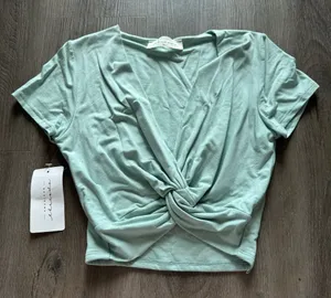 american threads top thumbnail 1