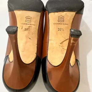 Manolo Blahnik Black and Brown Y2K Leather Geometric Pumps Pointy Toe Heels 39.5 thumbnail 8