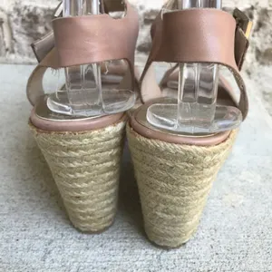 Vince Camuto Tindell Blush Wedge Sandals 1 Owner thumbnail 3