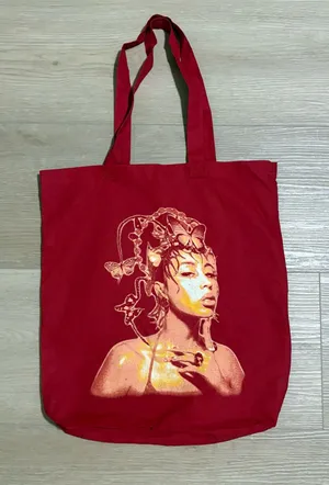Kali Uchis tote bag Red thumbnail 1