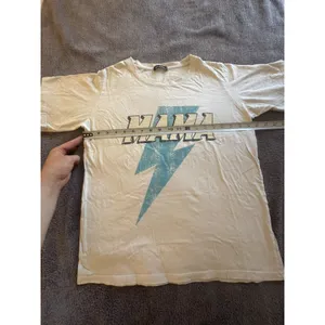 "Mama" Graphic T-Shirt Lightning Bolt Rocker Grunge Mom Cool Edgy Streetwear thumbnail 4