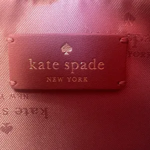 Kate Spade‎ Carey Mini Camera Bag Pomegranate Smooth Quilted Leather NWT KL820 thumbnail 12
