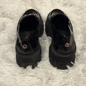Steve Madden Glossy Black Women's Loafers thumbnail 4