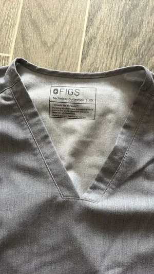 FIGS Scrubs thumbnail 3