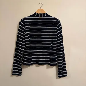 Calvin Klein Navy and White Striped Knit Blazer Size 4 thumbnail 8