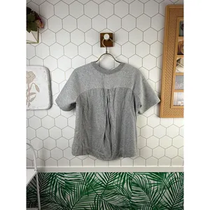 Nike Women’s Tech Fleece Gray Short Sleeve Crew Sweatshirt - Size - Medium thumbnail 3