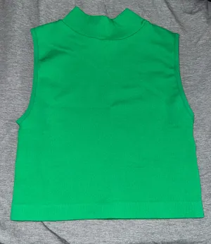 Sleeveless Green Mock Neck Top Size M thumbnail 1