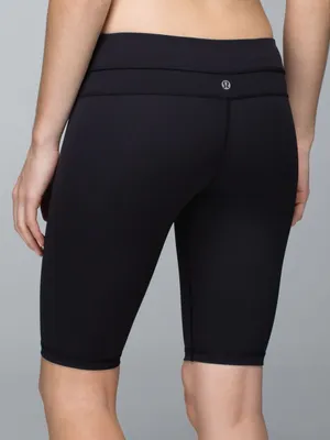 Lululemon • Groove Short *Full-On Luxtreme (Tall) black bike shorts compression thumbnail 11