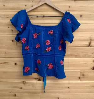 Moulinette Soeurs Anthropologie Size 2 Embroidered Floral Crop Top thumbnail 1
